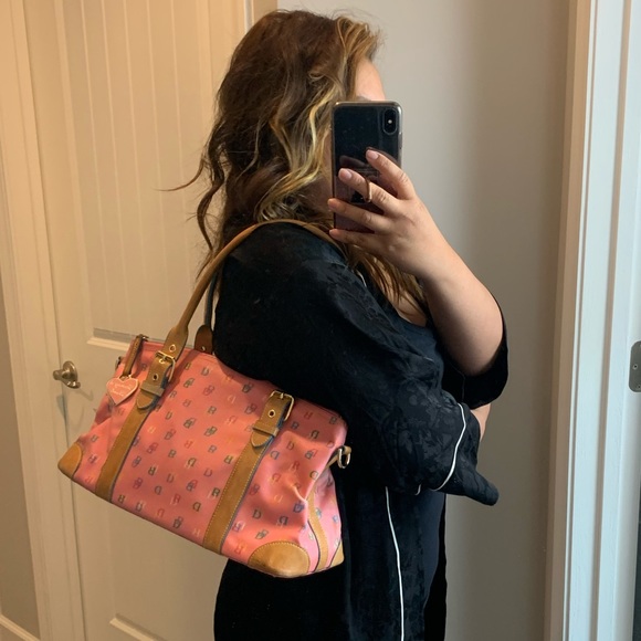 Dooney & Bourke Handbags - Dooney & Bourke pink shoulder bag